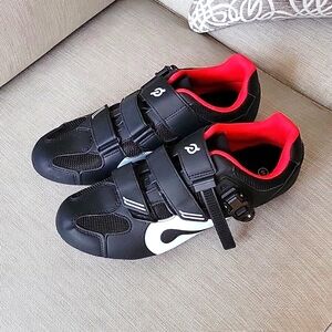 New Men’s Black Peleton Cycling Shoe, Sz. 45 (Men 11 / Women 13)